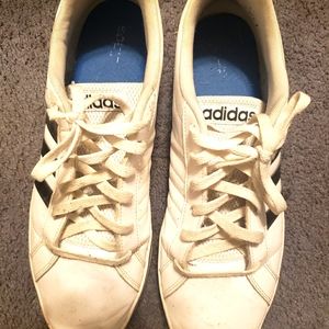 Adidas Sneakers